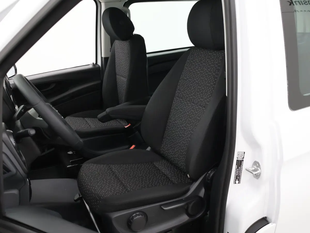 129 PRO L2 90 kWh | Snelladen 110 KWh | Parkeerpakket | Comfortbestuurdersstoel | Dodehoekassistent | Navigatie | 360KM range |