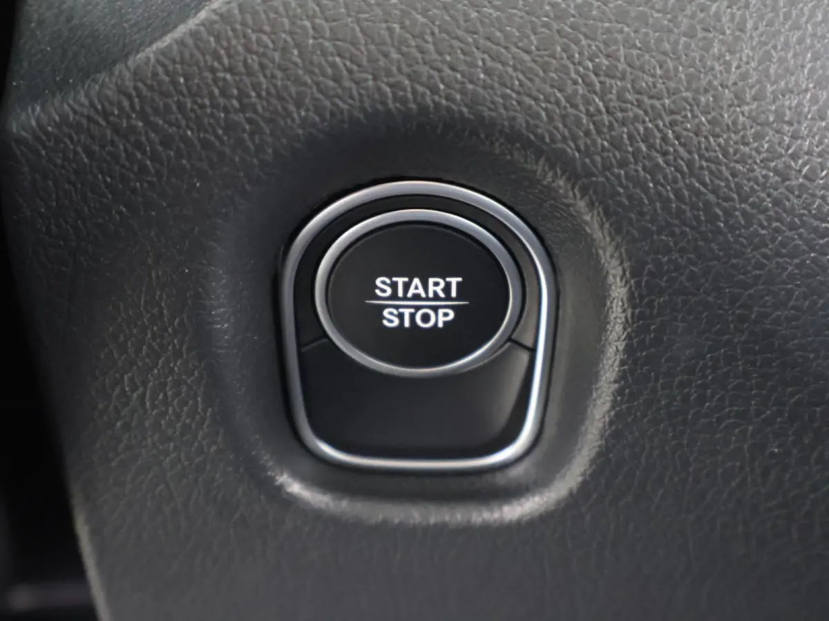 129 PRO L2 90 kWh | Snelladen 110 KWh | Parkeerpakket | Comfortbestuurdersstoel | Dodehoekassistent | Navigatie | 360KM range |
