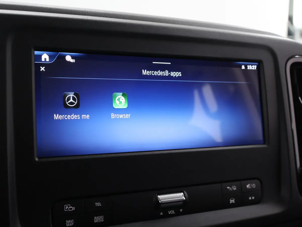 129 PRO L2 90 kWh | Snelladen 110 KWh | Parkeerpakket | Comfortbestuurdersstoel | Dodehoekassistent | Navigatie | 360KM range |