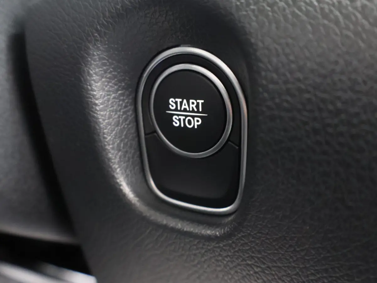 129 PRO L2 90 kWh | Snelladen 110 KWh | Parkeerpakket | Comfortbestuurdersstoel | Dodehoekassistent | Navigatie | 360KM range |