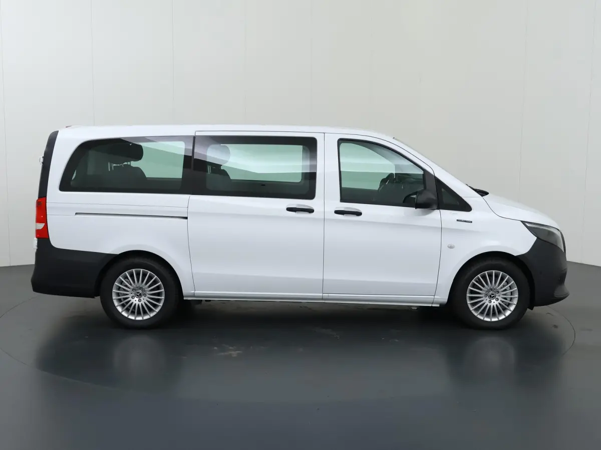 129 PRO L2 90 kWh | Snelladen 110 KWh | Parkeerpakket | Comfortbestuurdersstoel | Dodehoekassistent | Navigatie | 360KM range |