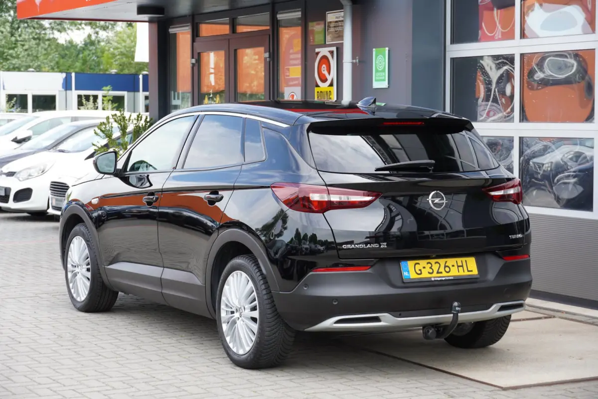 Opel Grandland X 2019 | Apple CarPlay & Android Auto | Trekhaak | Dodehoekdetectie | PDC