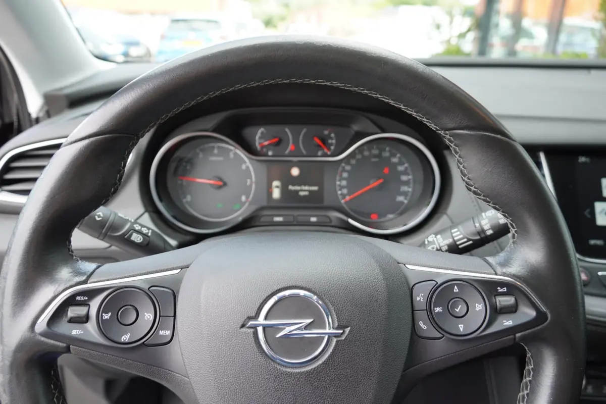 Opel Grandland X 2019 | Apple CarPlay & Android Auto | Trekhaak | Dodehoekdetectie | PDC
