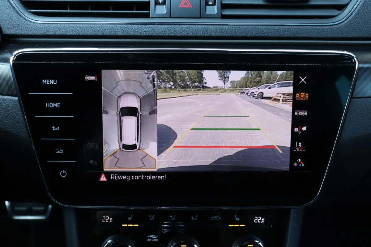 iV / 218 PK / DSG / Vol Opties! / Sportline / Black Edition / Virtual Cockpit / CANTON / 360 Camera / ACC / Trekhaak / 19"!