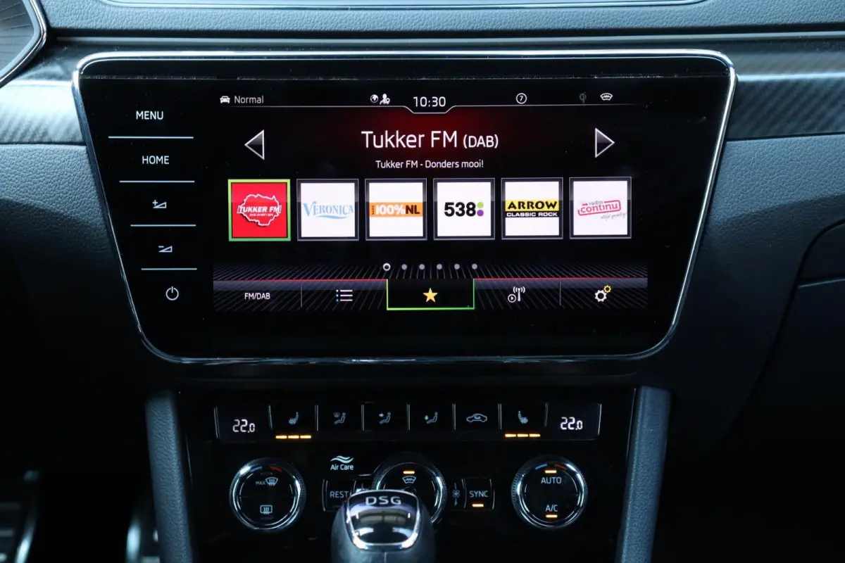 iV / 218 PK / DSG / Vol Opties! / Sportline / Black Edition / Virtual Cockpit / CANTON / 360 Camera / ACC / Trekhaak / 19"!
