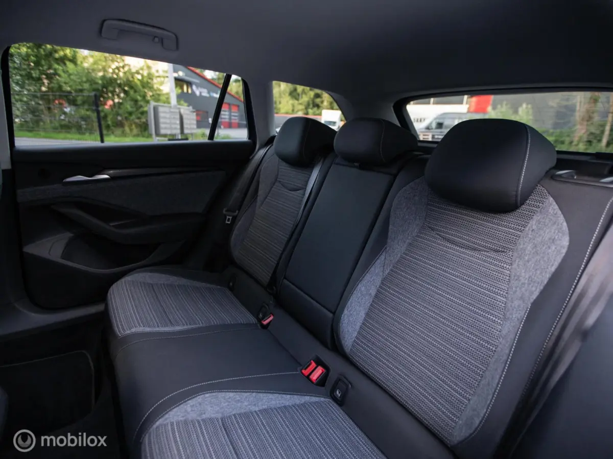 1.5 TSI MHEV Business Edition 150PK