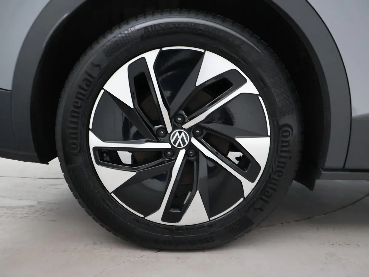 PRO 77 kWh 204 PK MOONSTONE GREY + CAMERA | ADAPTIVE CRUISE | SFEER | STOELVERWARMING