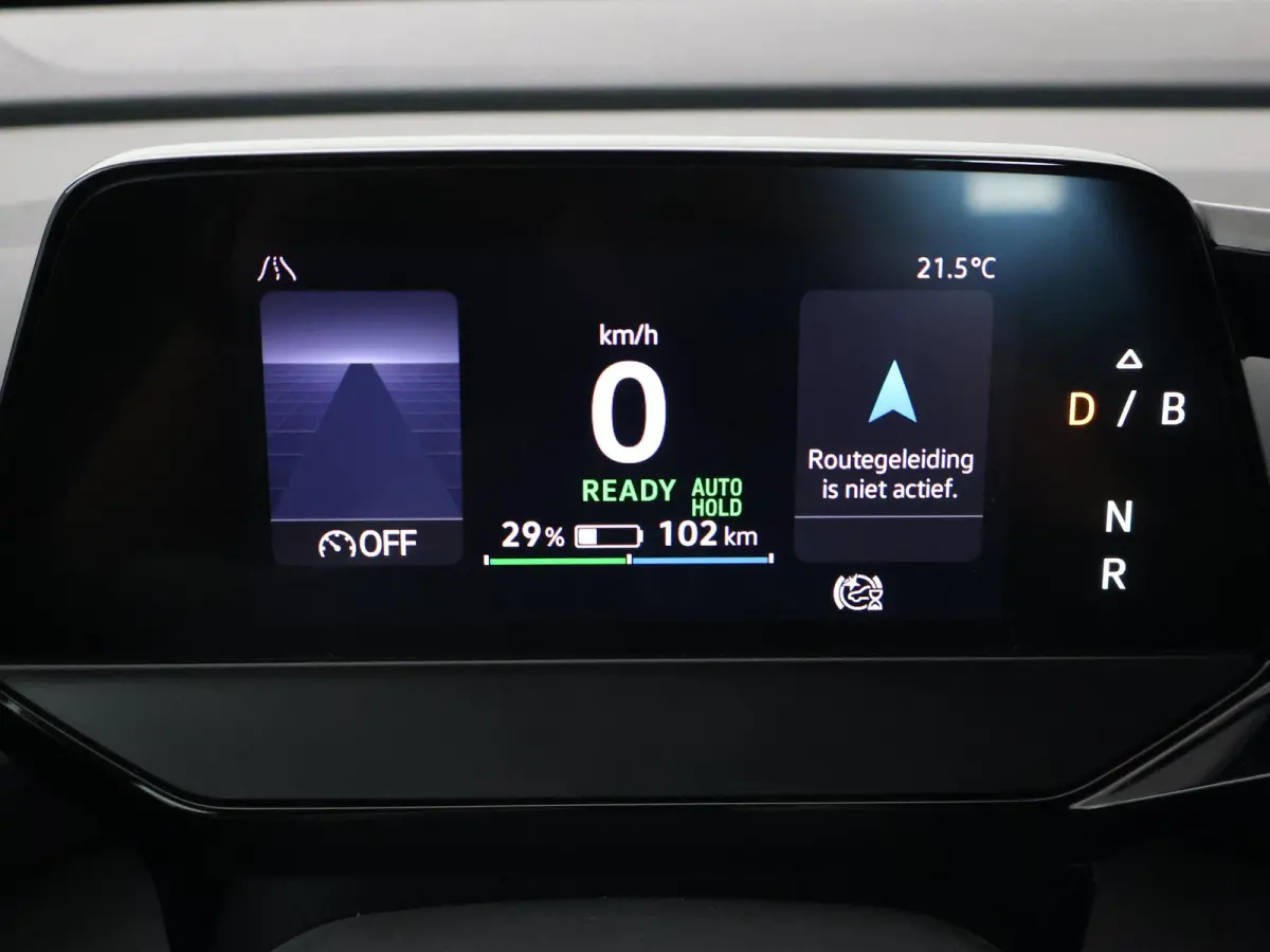 PRO 77 kWh 204 PK MOONSTONE GREY + CAMERA | ADAPTIVE CRUISE | SFEER | STOELVERWARMING