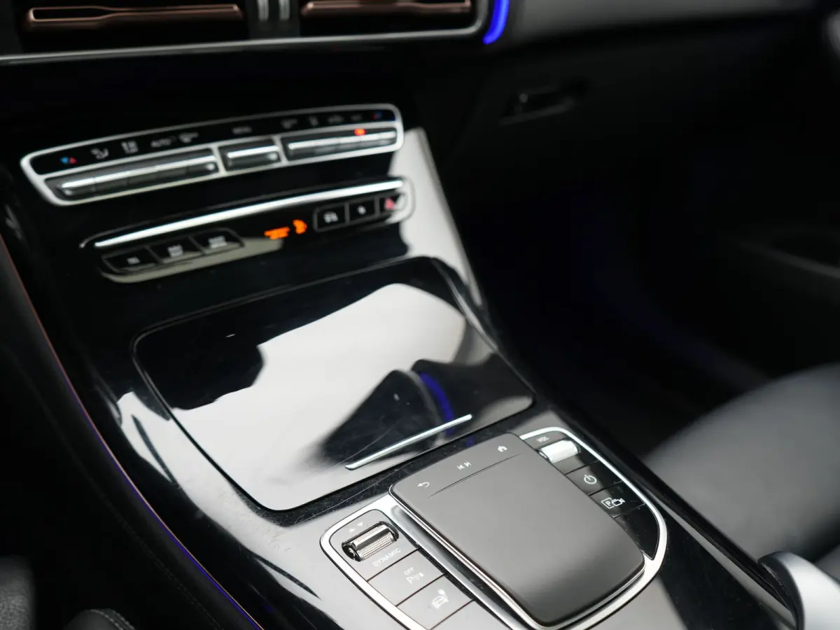 400 4MATIC Business Solution AMG 80 kWh 408pk Dealer O.H. | Panodak | Adaptive Cruise | Head Up | 360 Camera | Burmester Audio | Lederen Sportstoelen Massage & Memory | Sfeerverlichting | Bl