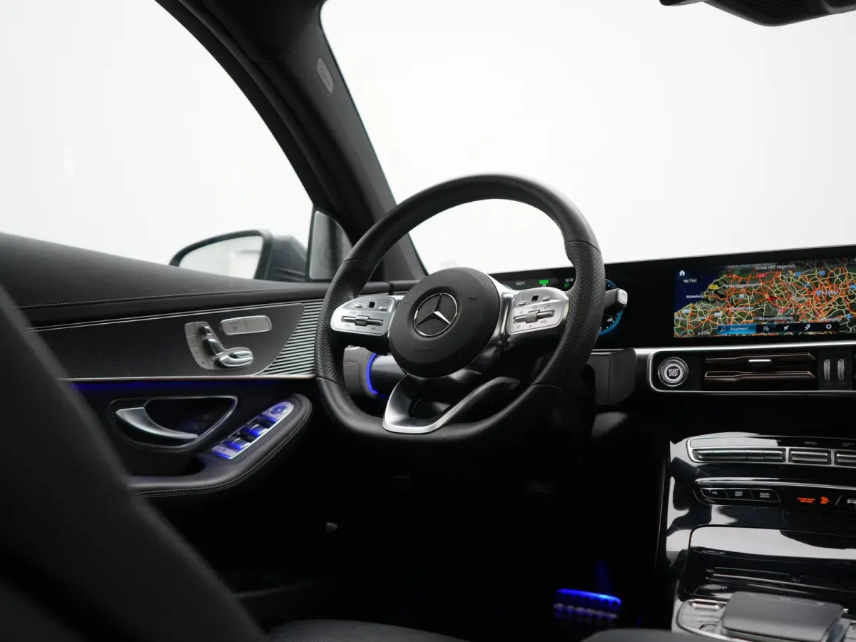400 4MATIC Business Solution AMG 80 kWh 408pk Dealer O.H. | Panodak | Adaptive Cruise | Head Up | 360 Camera | Burmester Audio | Lederen Sportstoelen Massage & Memory | Sfeerverlichting | Bl