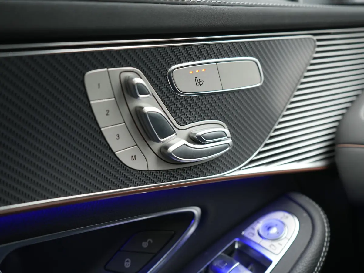 400 4MATIC Business Solution AMG 80 kWh 408pk Dealer O.H. | Panodak | Adaptive Cruise | Head Up | 360 Camera | Burmester Audio | Lederen Sportstoelen Massage & Memory | Sfeerverlichting | Bl