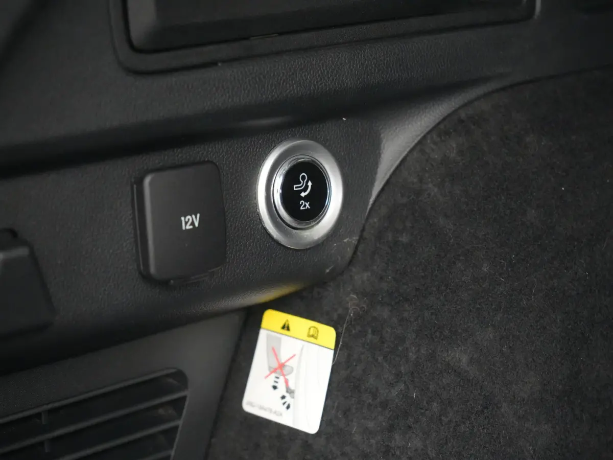 2.5 Vignale PHEV 225pk Dealer O.H. | Trekhaak Af Fabriek | Panodak | Adaptive Cruise | Head Up | Bang & Olufsen | 360 Camera | Lederen Comfortzetels Memory & Verwarmd | Keyless | Stuur Verwa