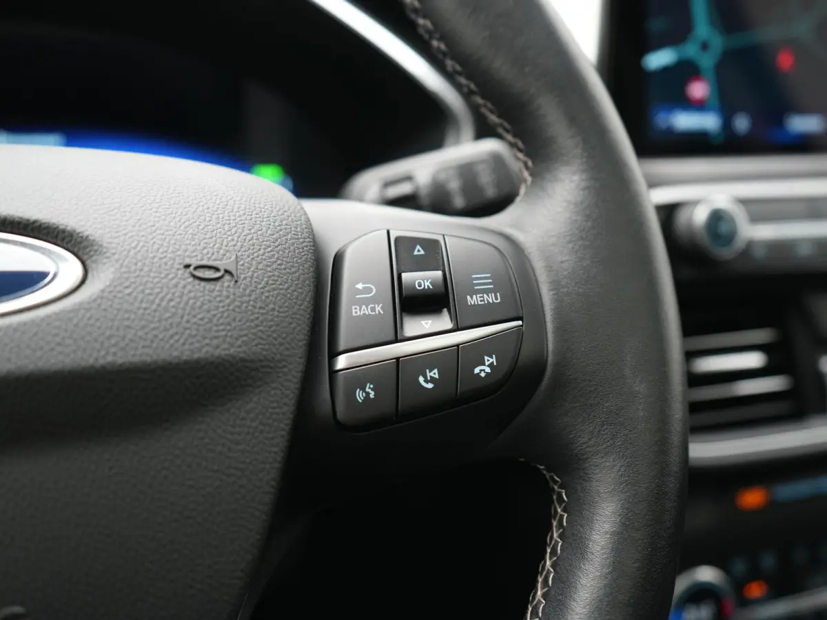 2.5 Vignale PHEV 225pk Dealer O.H. | Trekhaak Af Fabriek | Panodak | Adaptive Cruise | Head Up | Bang & Olufsen | 360 Camera | Lederen Comfortzetels Memory & Verwarmd | Keyless | Stuur Verwa