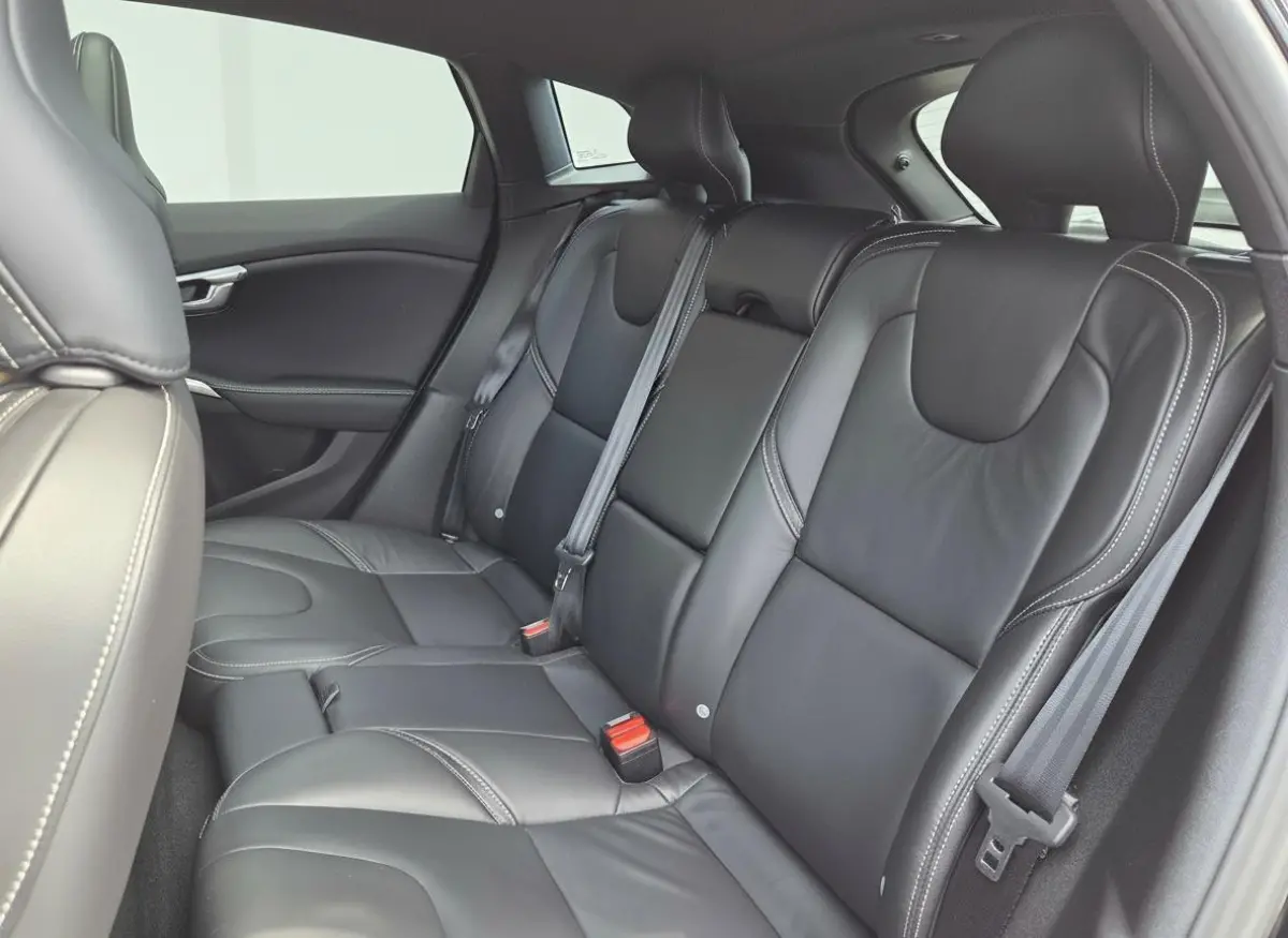 1.5 T3 Polar+ Sport | Leder | Pano | Harman/Kardon | Camera