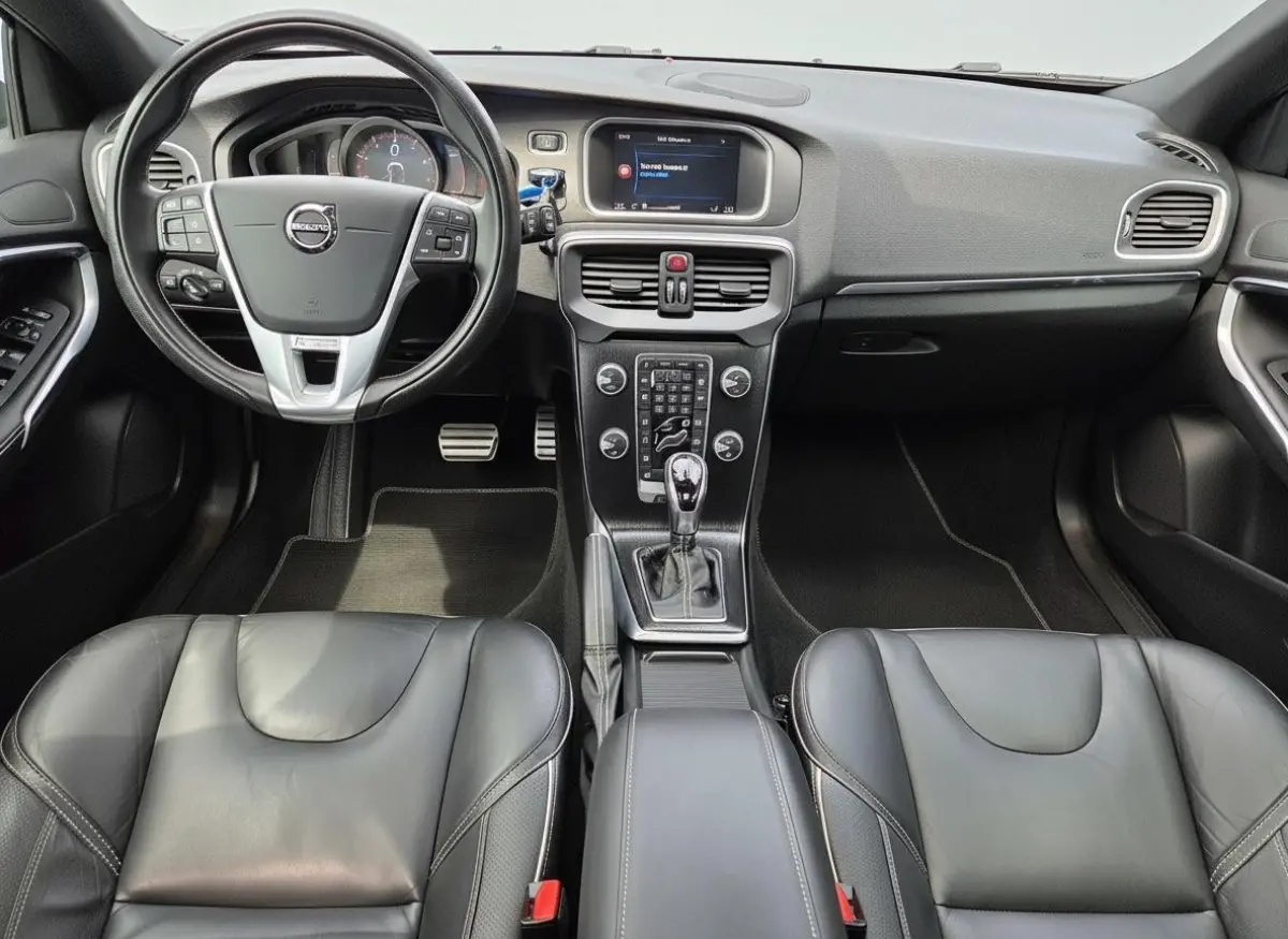 1.5 T3 Polar+ Sport | Leder | Pano | Harman/Kardon | Camera