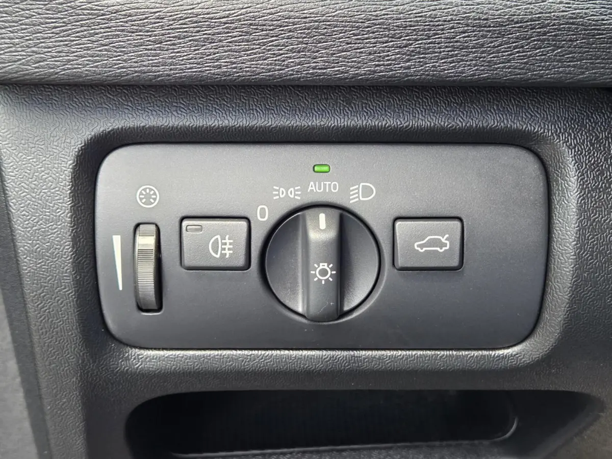 1.5 T3 Polar+ Sport | Leder | Pano | Harman/Kardon | Camera