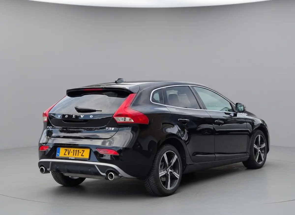 1.5 T3 Polar+ Sport | Leder | Pano | Harman/Kardon | Camera