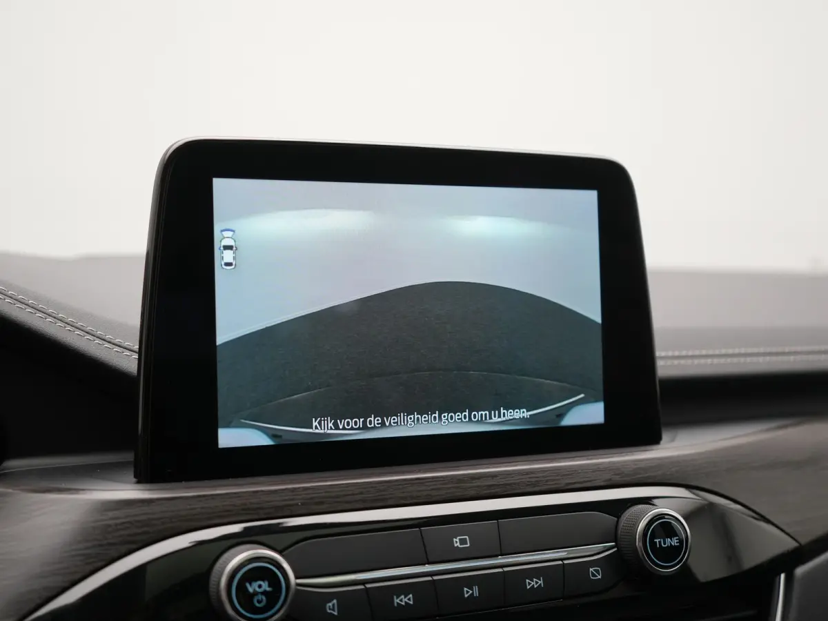 2.5 Vignale PHEV 225pk Dealer O.H. | Panodak | Adaptive Cruise | 360 Camera | Bang & Olufsen | Lederen Comfortzetels Memory & Verwarmd | Stuur Verwarmd | Keyless | Blis | Apple Carplay | Nav
