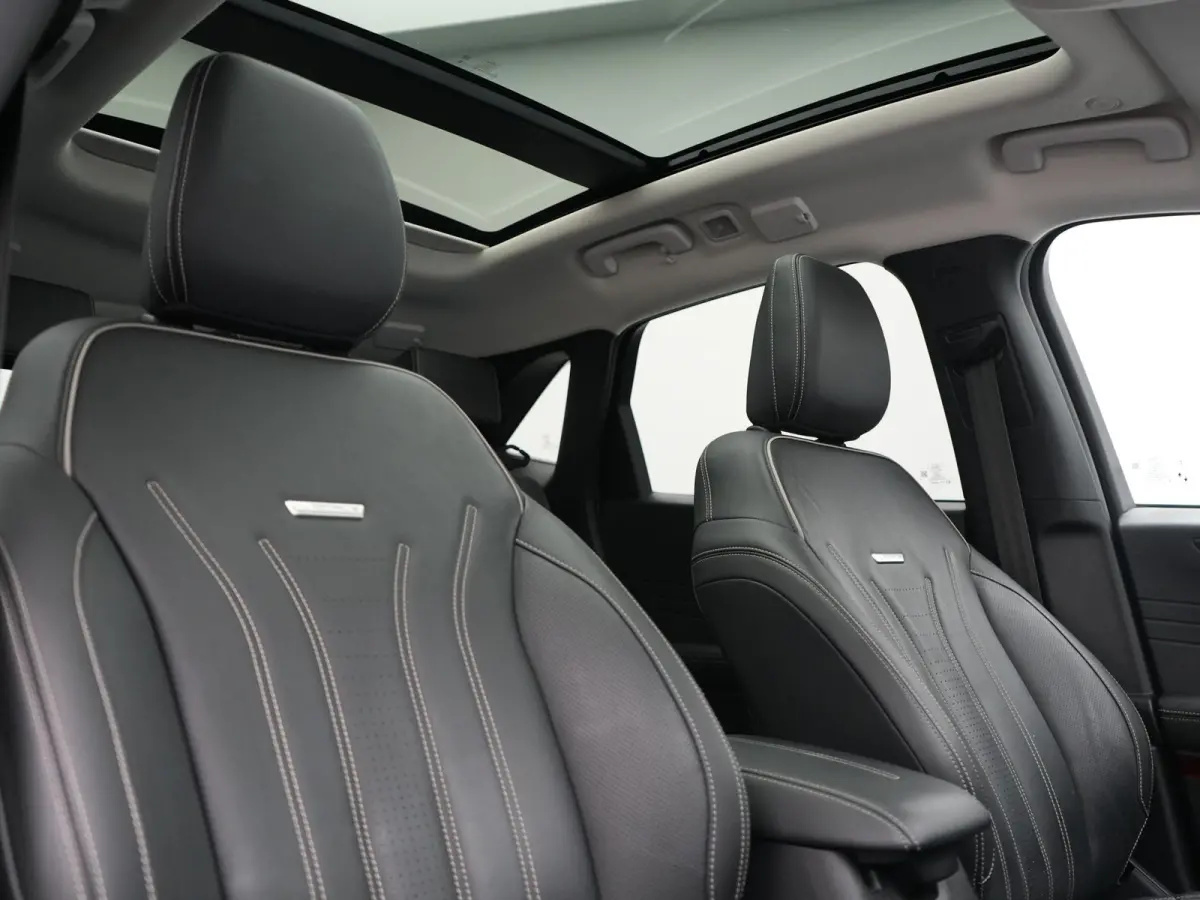 2.5 Vignale PHEV 225pk Dealer O.H. | Panodak | Adaptive Cruise | 360 Camera | Bang & Olufsen | Lederen Comfortzetels Memory & Verwarmd | Stuur Verwarmd | Keyless | Blis | Apple Carplay | Nav