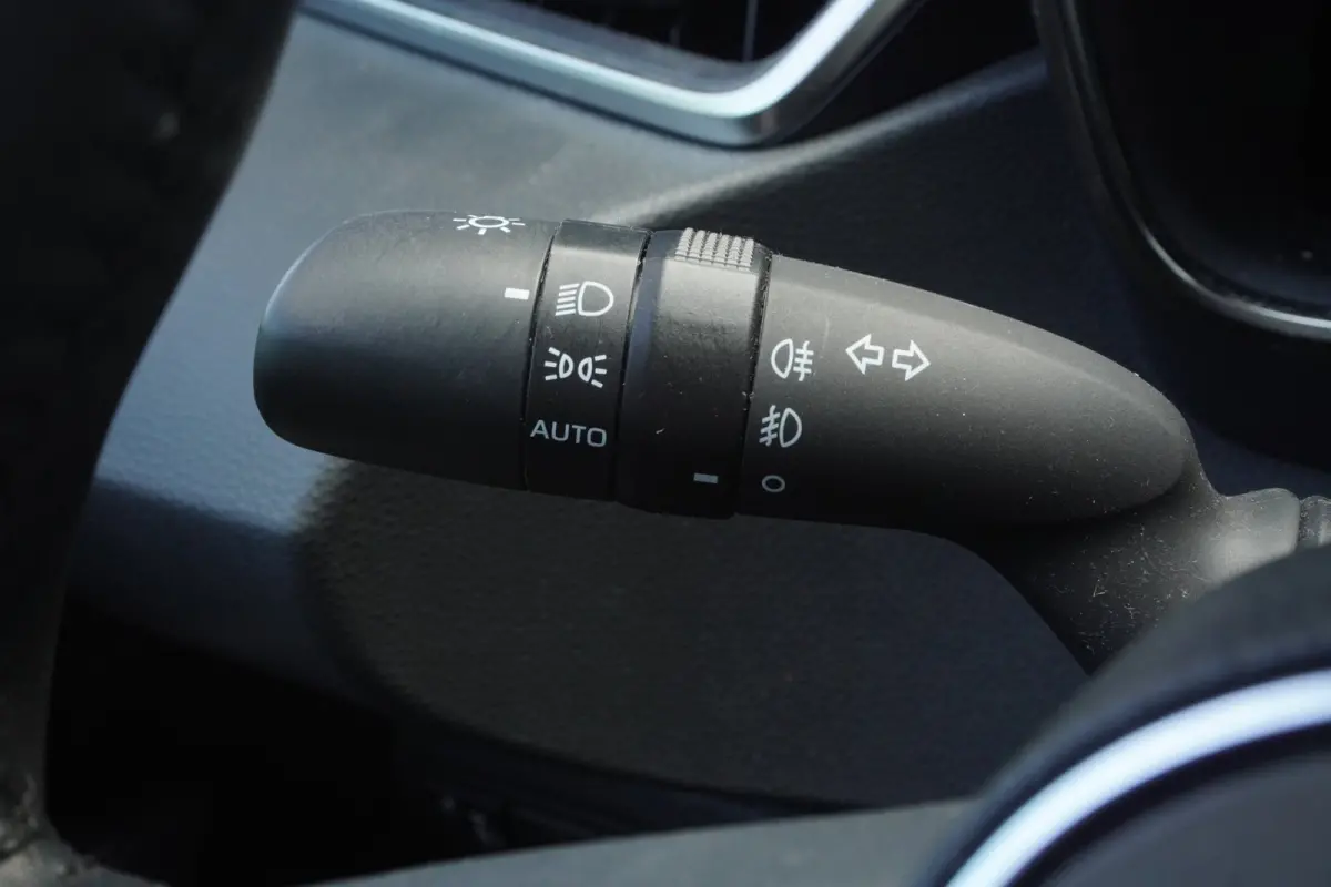 Hybrid 140 Business Plus+Led+Half-Leder+Vitrual+Navigatie+Camera+Adap-cruise+Elek-Klep+Premium-Kleur