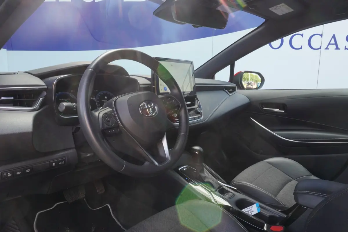 Hybrid 140 Business Plus+Led+Half-Leder+Vitrual+Navigatie+Camera+Adap-cruise+Elek-Klep+Premium-Kleur