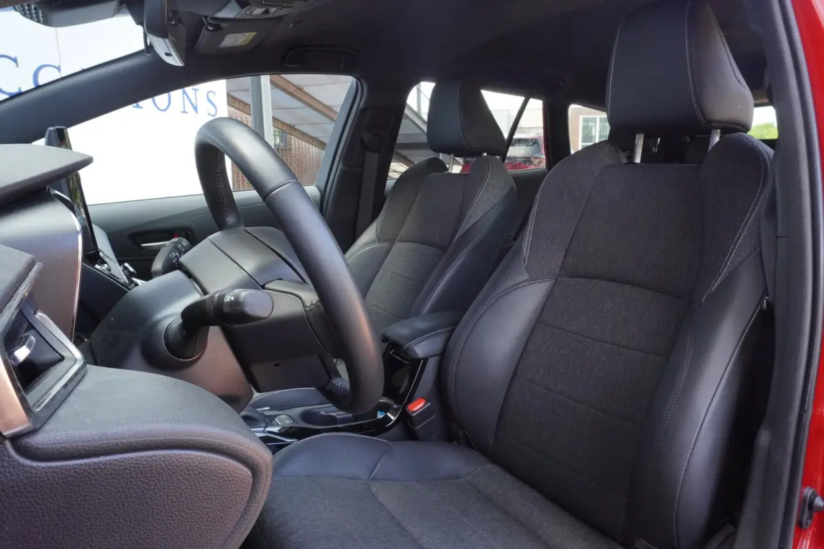 Hybrid 140 Business Plus+Led+Half-Leder+Vitrual+Navigatie+Camera+Adap-cruise+Elek-Klep+Premium-Kleur