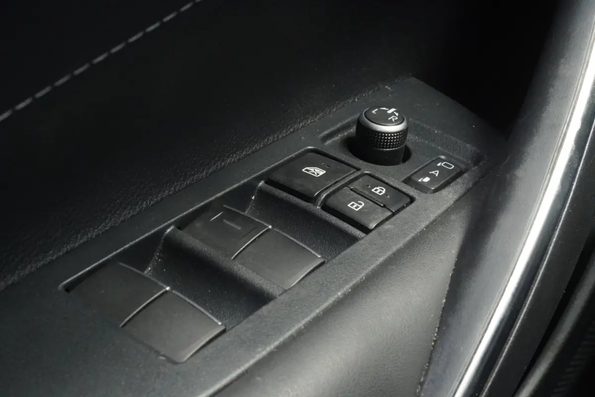 Hybrid 140 Business Plus+Led+Half-Leder+Vitrual+Navigatie+Camera+Adap-cruise+Elek-Klep+Premium-Kleur