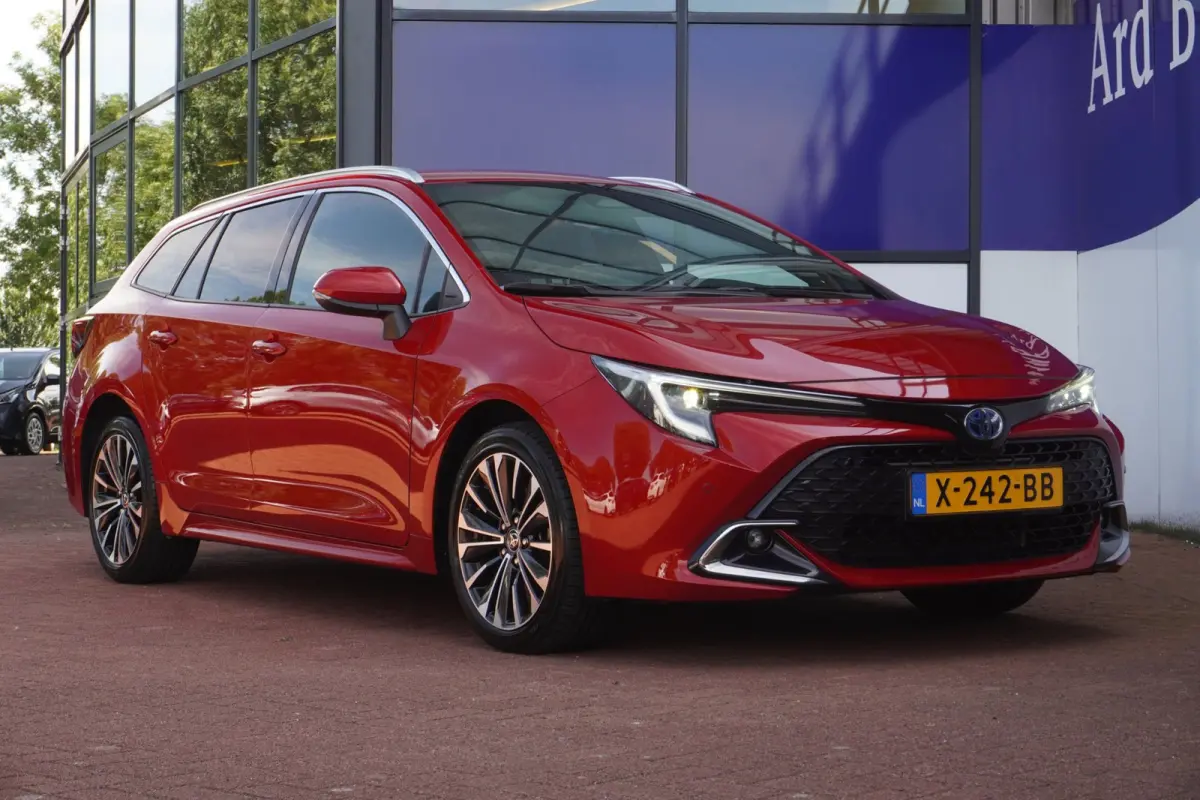 Hybrid 140 Business Plus+Led+Half-Leder+Vitrual+Navigatie+Camera+Adap-cruise+Elek-Klep+Premium-Kleur