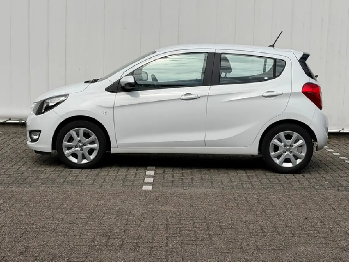 1.0 Edition met Airco, Parkeersensoren, 1e Eigenaar, Dealer onderhouden!