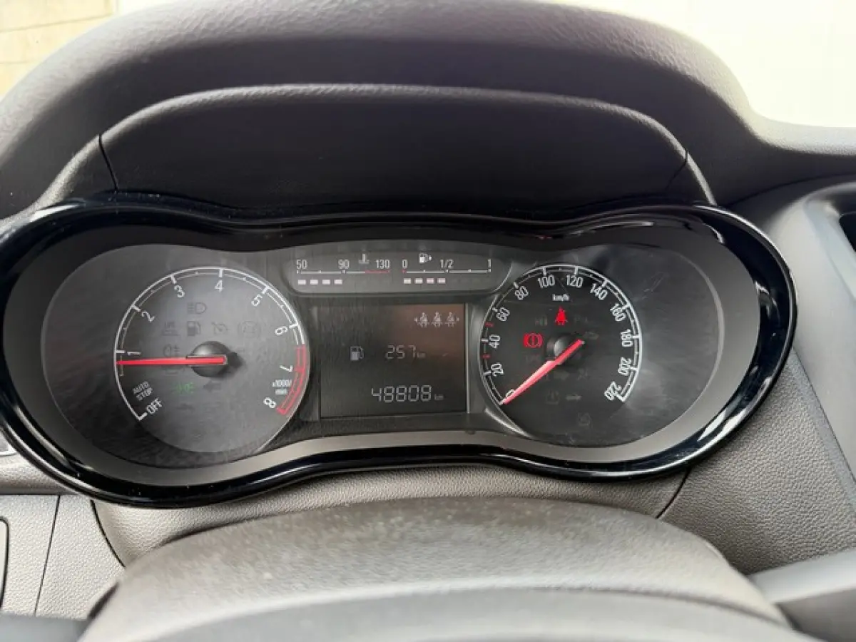 1.0 Edition met Airco, Parkeersensoren, 1e Eigenaar, Dealer onderhouden!