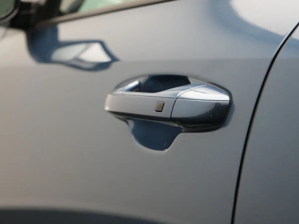 1.6 GDi ExecutiveLine PHEV 182pk Dealer O.H. | Adaptive Cruise | Head Up | Camera | Harman / Kardon | Lederen Sportstoelen Ventilatie & Memory | Keyless | Blis | Stoelen & Stuur Verwarmd | S