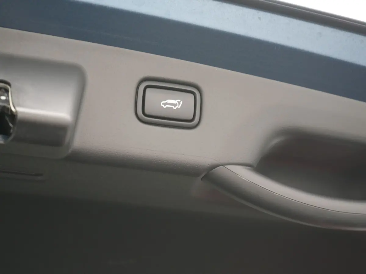 1.6 GDi ExecutiveLine PHEV 182pk Dealer O.H. | Adaptive Cruise | Head Up | Camera | Harman / Kardon | Lederen Sportstoelen Ventilatie & Memory | Keyless | Blis | Stoelen & Stuur Verwarmd | S