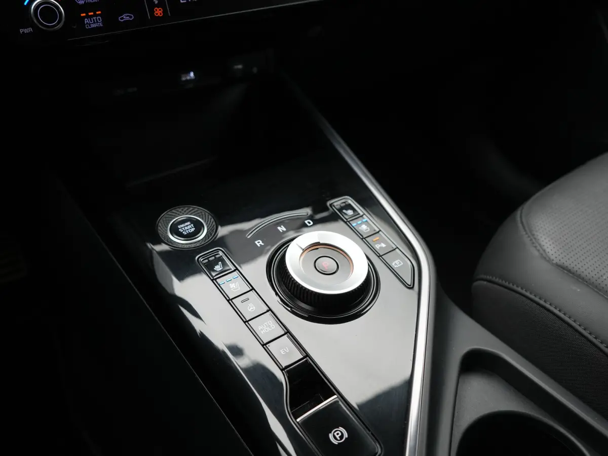 1.6 GDi ExecutiveLine PHEV 182pk Dealer O.H. | Adaptive Cruise | Head Up | Camera | Harman / Kardon | Lederen Sportstoelen Ventilatie & Memory | Keyless | Blis | Stoelen & Stuur Verwarmd | S