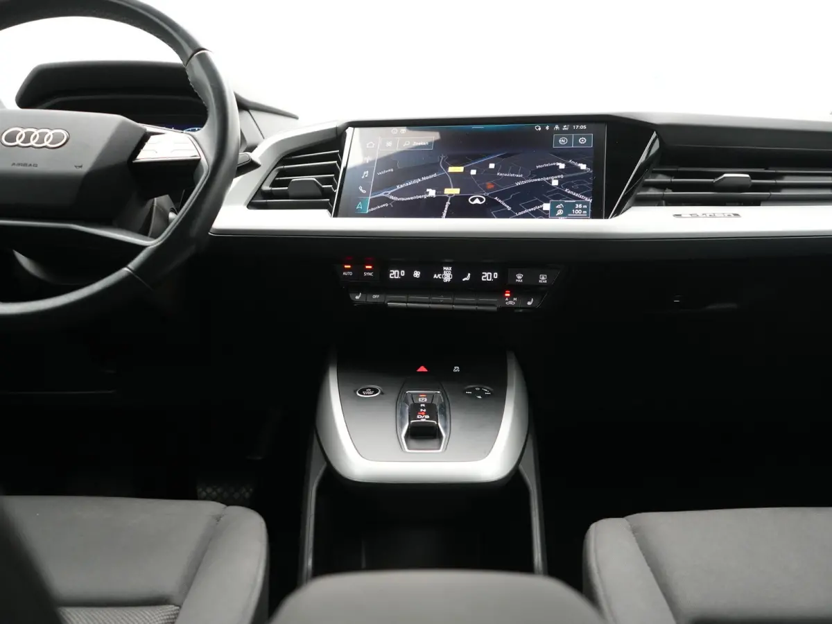 45 Quattro Edition 77 kWh 265pk Dealer O.H. | Trekhaak Af Fabriek | Stoelverwarming | Navigatie | Lane Assist | Virtual Cockpit | DAB | 19"L.M |