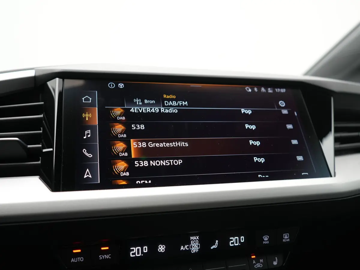 45 Quattro Edition 77 kWh 265pk Dealer O.H. | Trekhaak Af Fabriek | Stoelverwarming | Navigatie | Lane Assist | Virtual Cockpit | DAB | 19"L.M |