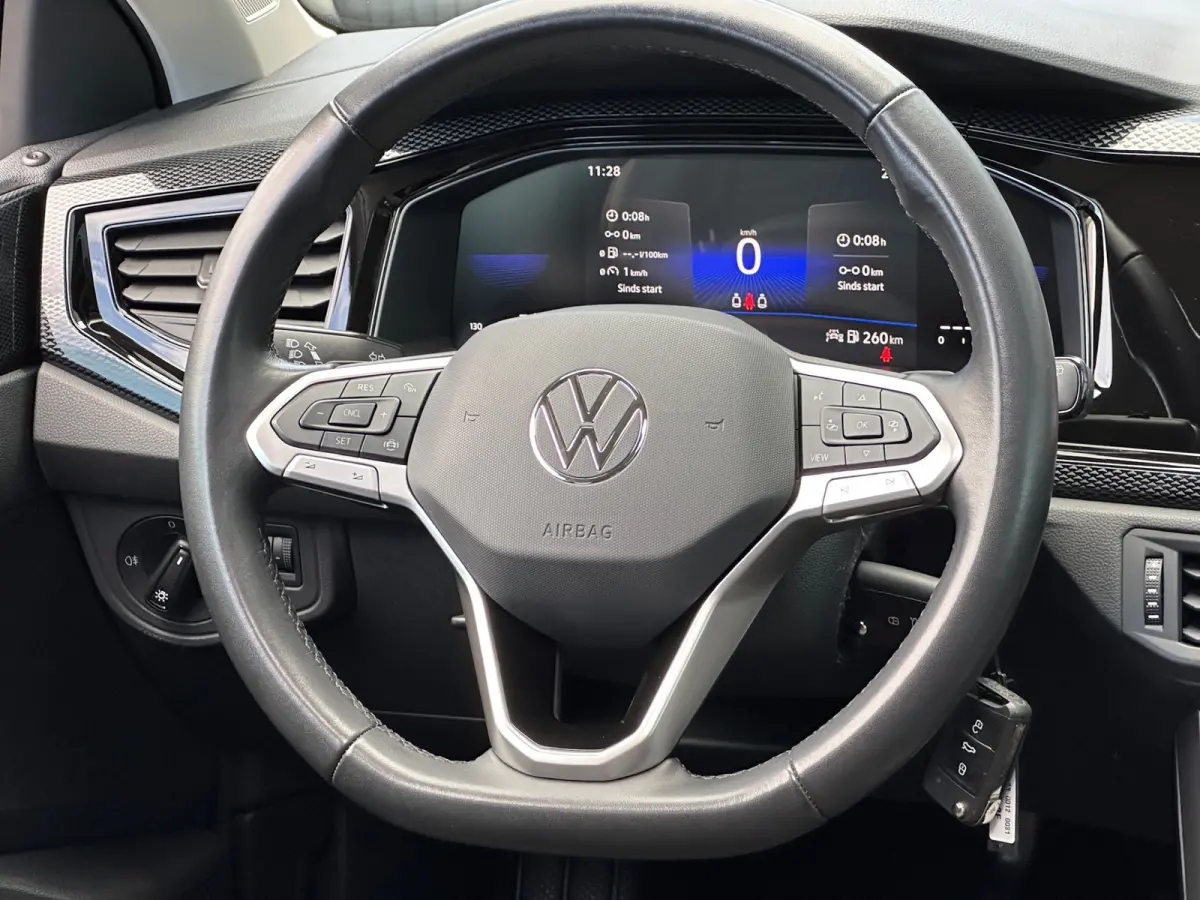 1.0 TSI 110pk DSG Life | Panoramadak | Carplay | Camera | Rijklaar incl. garantie