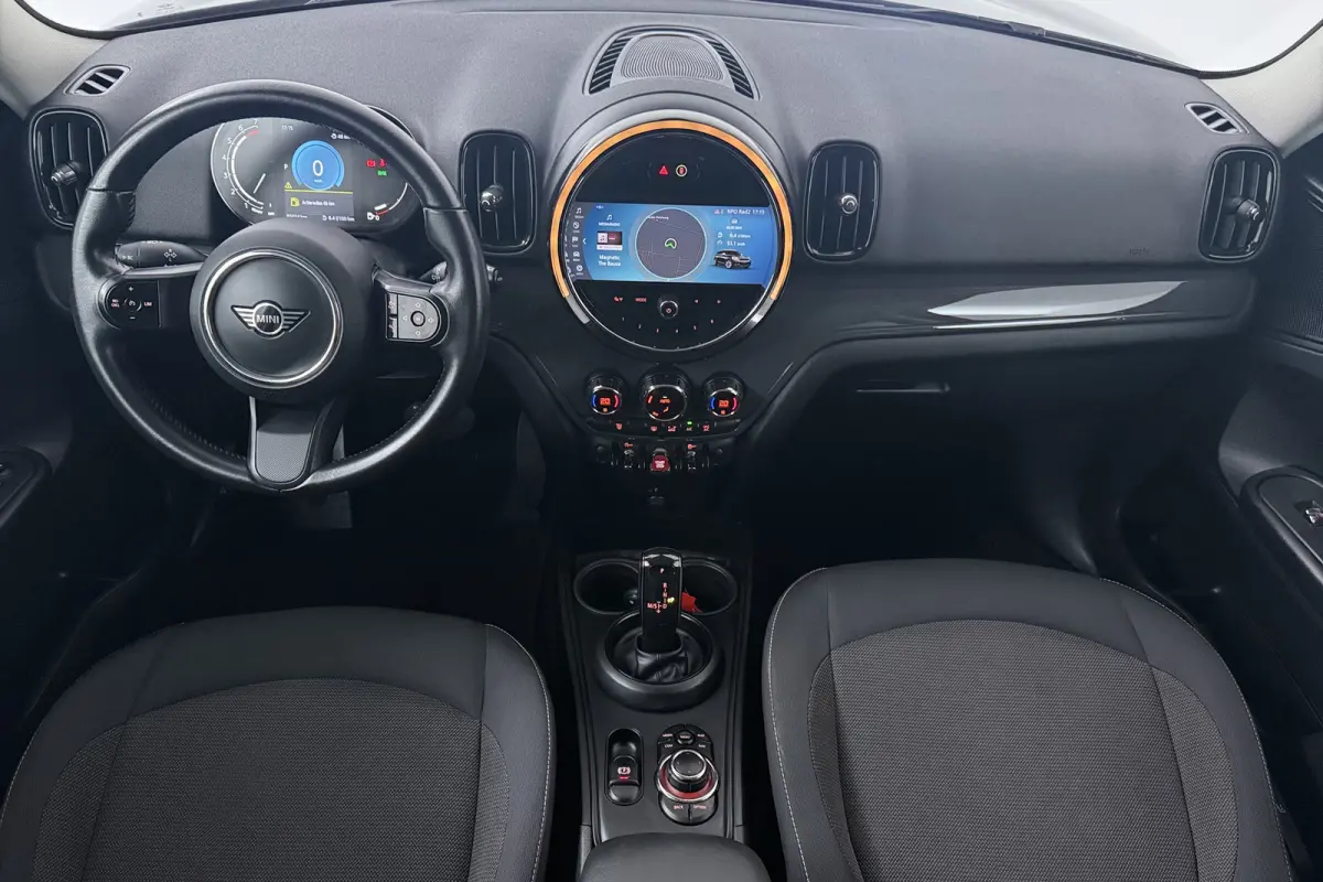 1.5 One Essential (NAVIGATIE, CARPLAY, PDC, LED, STUURBEDIENING, 1e EIGENAAR, DEALER ONDERHOUDEN)
