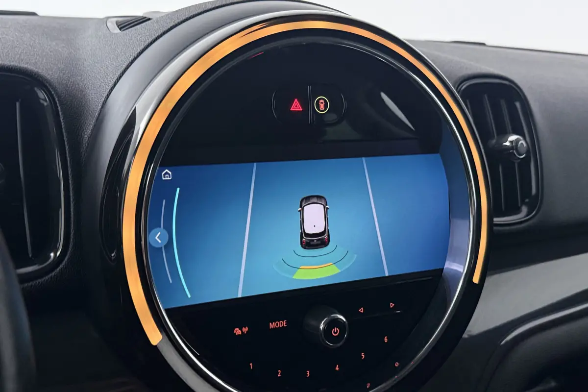 1.5 One Essential (NAVIGATIE, CARPLAY, PDC, LED, STUURBEDIENING, 1e EIGENAAR, DEALER ONDERHOUDEN)