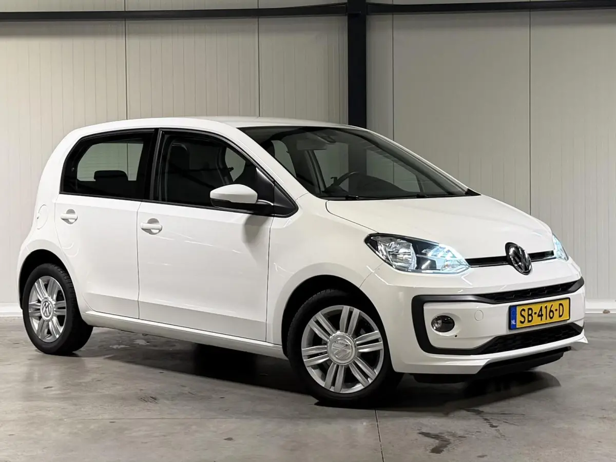 Up! 1.0 BMT high Airco Cruise Parkeersensoren