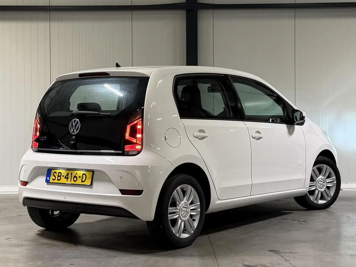 Up! 1.0 BMT high Airco Cruise Parkeersensoren