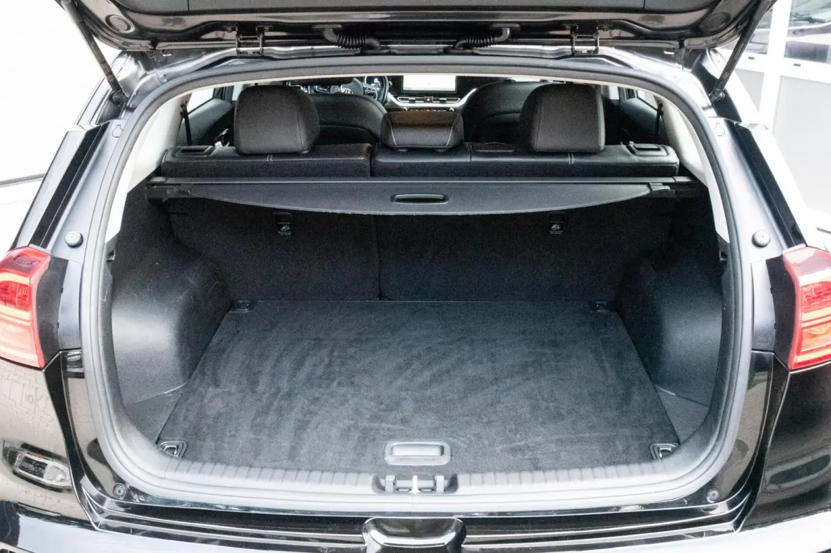 ExecutiveLine 64 kWh|96% SOH|3-FASE|STOEL-STUUR VERWARMD|ADAPT. CRUISE|CAMERA|KEYLESS