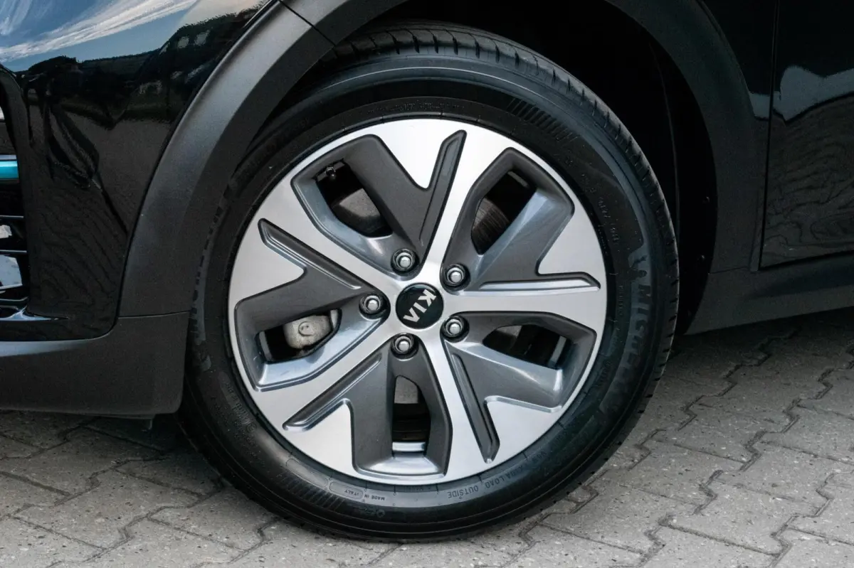ExecutiveLine 64 kWh|96% SOH|3-FASE|STOEL-STUUR VERWARMD|ADAPT. CRUISE|CAMERA|KEYLESS