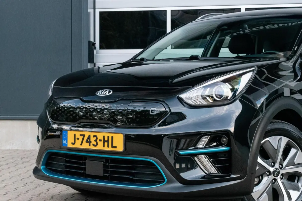 ExecutiveLine 64 kWh|96% SOH|3-FASE|STOEL-STUUR VERWARMD|ADAPT. CRUISE|CAMERA|KEYLESS