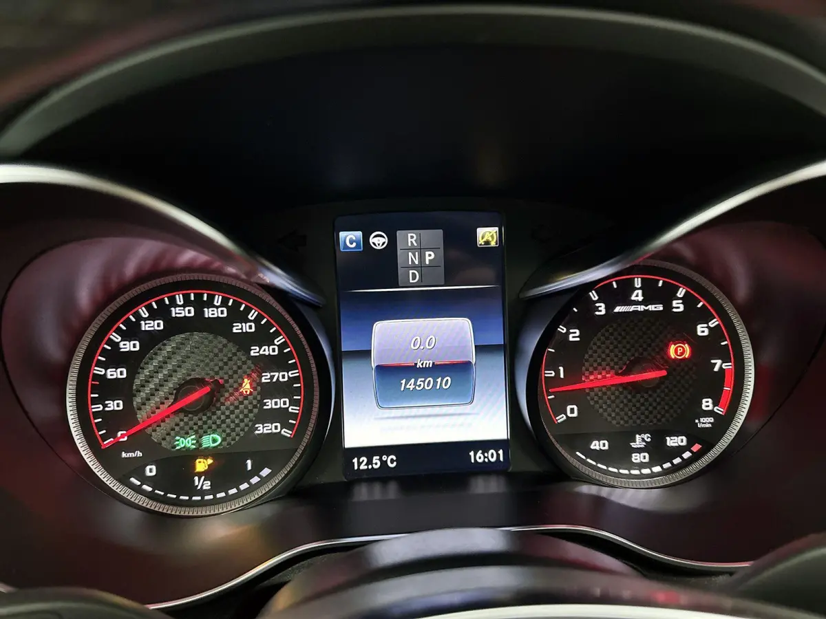 AMG 63 S 4MATIC+ | PANORAMADAK | 360 CAMERA | BURMESTER | MEMORY | STOELVERWARMING | TREKHAAK | LEDEREN BEKLEDING | ELEKTRISCHE KOFFERKLEP |