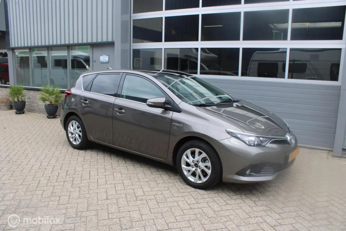 1.8 Hybrid Trend NL Auto | 1e Eigenaar | Panoramadak | Navigatie.