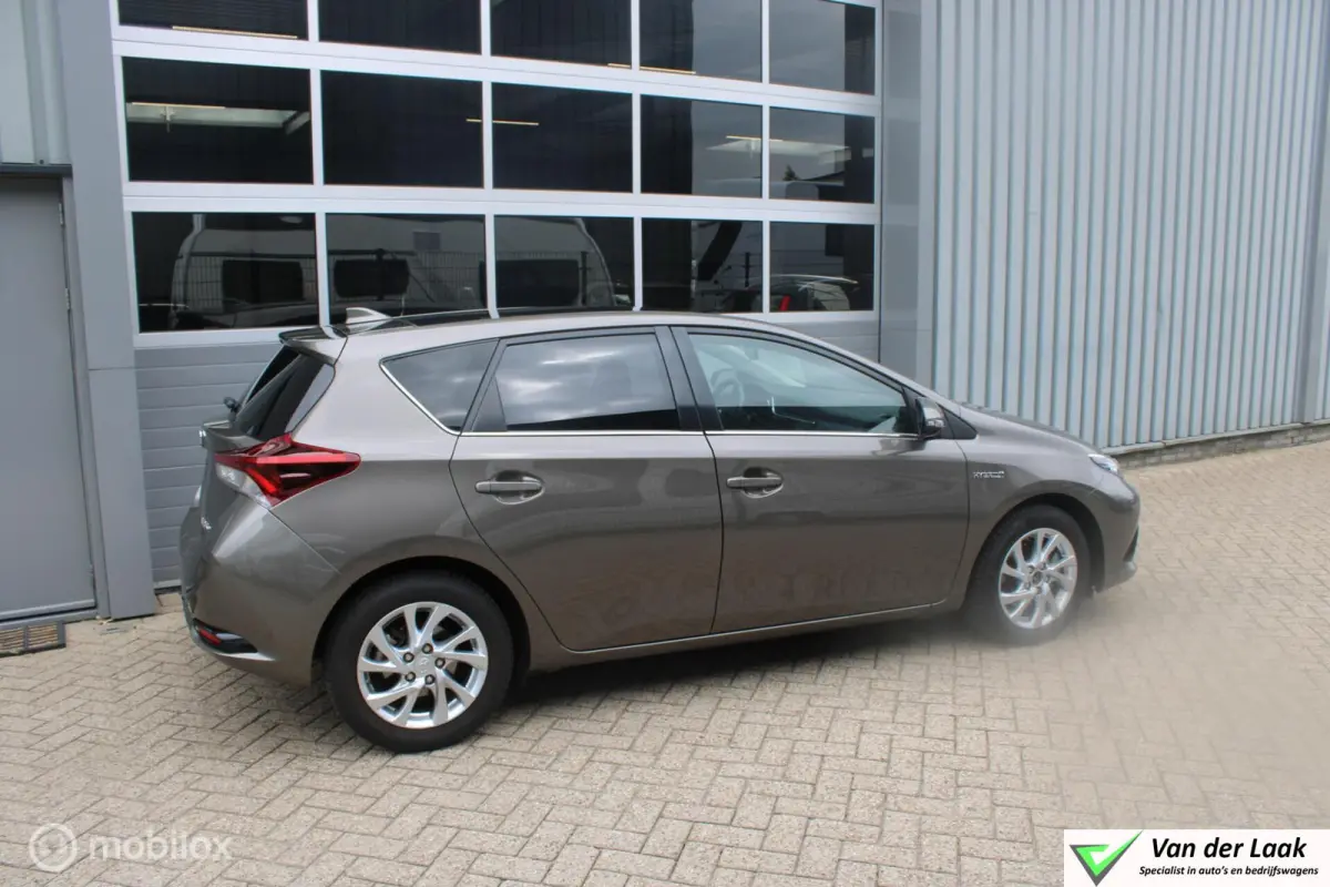 1.8 Hybrid Trend NL Auto | 1e Eigenaar | Panoramadak | Navigatie.