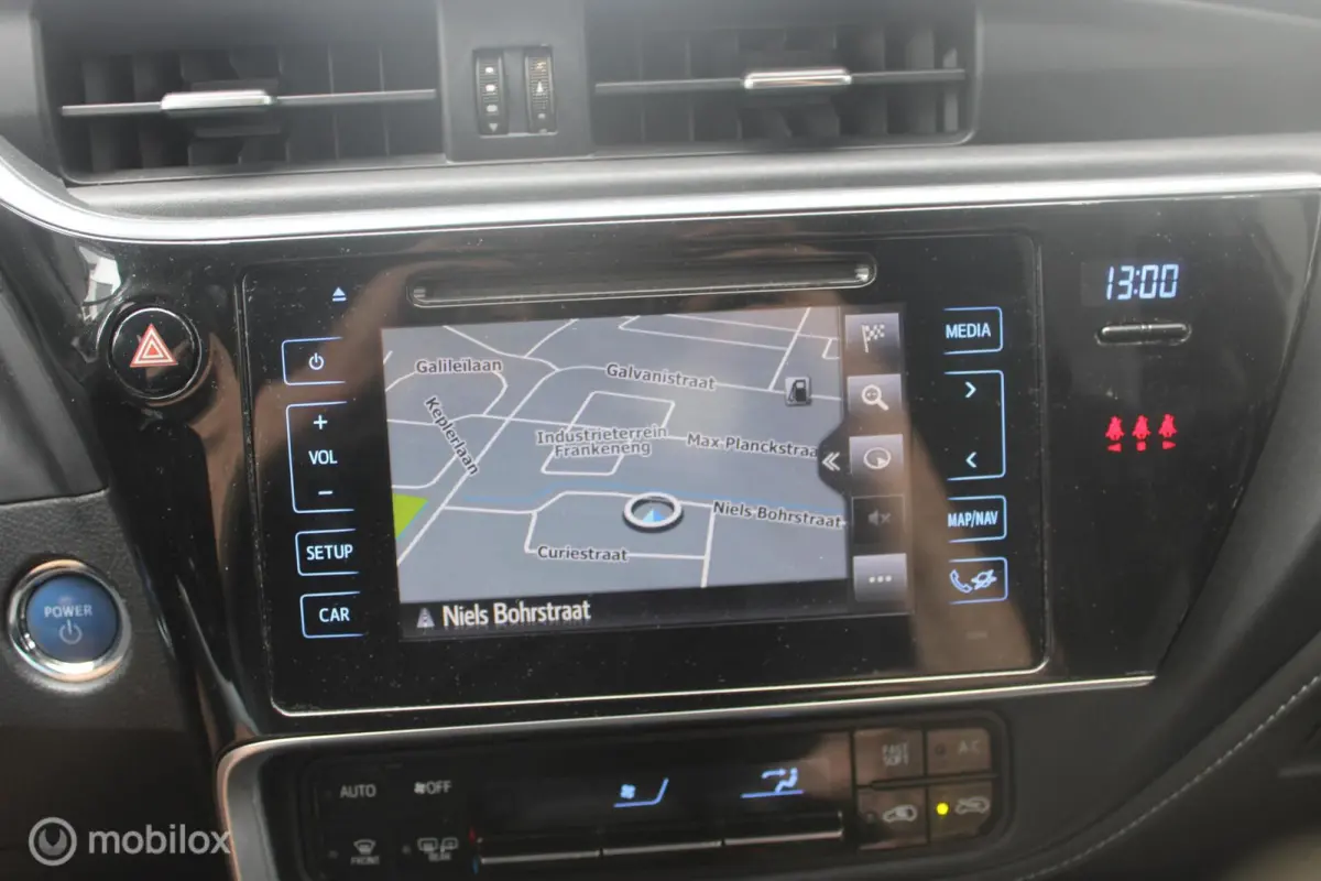1.8 Hybrid Trend NL Auto | 1e Eigenaar | Panoramadak | Navigatie.