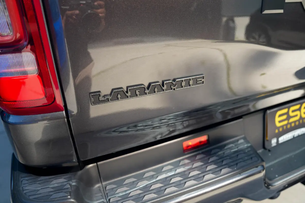 1500 5.7 V8 4x4 Crew Cab Laramie | Milltek uitlaat | BTW | 360 Camera