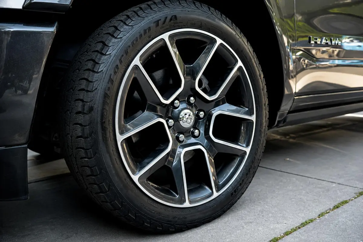 1500 5.7 V8 4x4 Crew Cab Laramie | Milltek uitlaat | BTW | 360 Camera