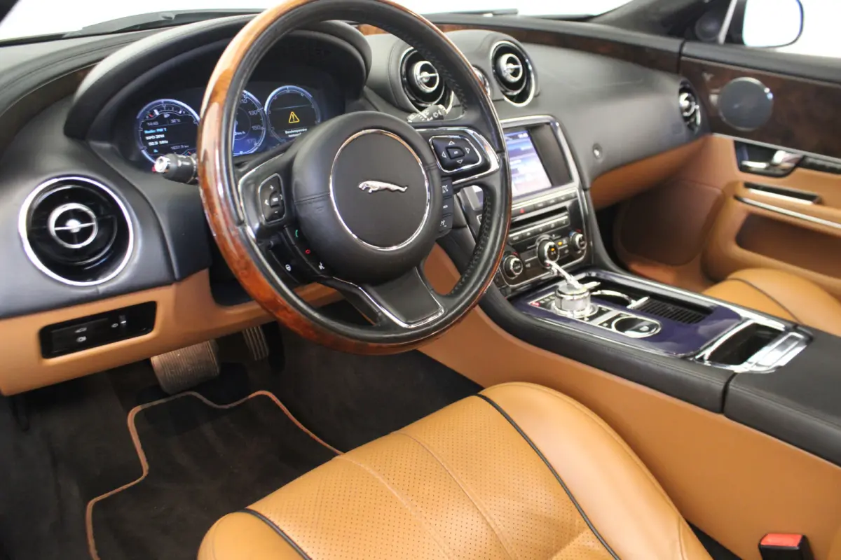 5.0 V8 Portfolio